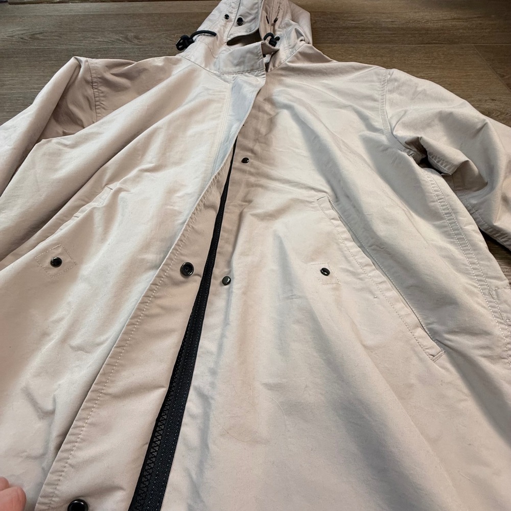 Everlane Beige Trench Coat - Picture 12 of 14
